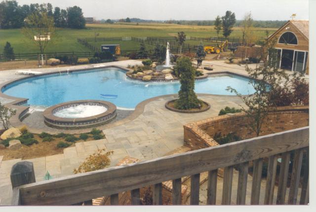 Gunite Pool Builder
